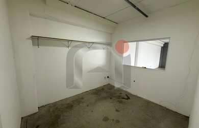 Imagem 5: SALÃO DENTRO DE ÁREA COMERCIAL EM LOCALIZAÇÃO PRIVILEGIADA