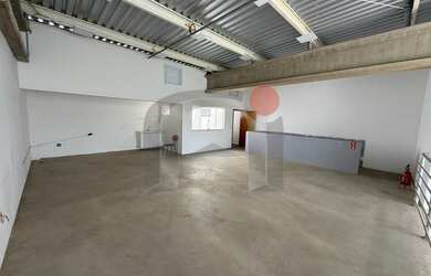 Imagem 10: SALÃO DENTRO DE ÁREA COMERCIAL EM LOCALIZAÇÃO PRIVILEGIADA