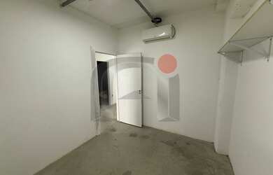 Imagem 11: SALÃO DENTRO DE ÁREA COMERCIAL EM LOCALIZAÇÃO PRIVILEGIADA