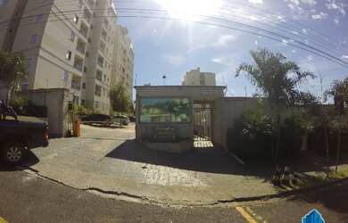 Imagem: O apartamento possui 2 Dormitórios, 1 Banheiro, 2 Vagas na