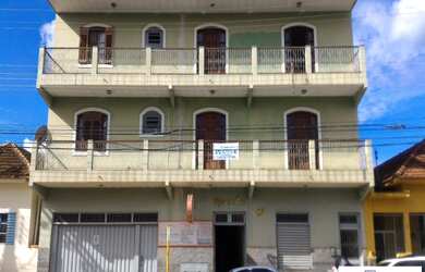 Imagem: O apartamento possui 3 Dormitórios, 1 Suíte, 1 Banheiro, 1