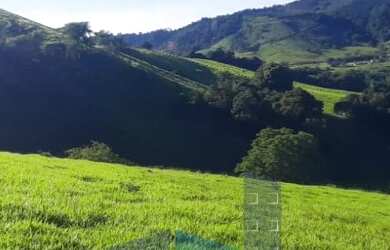 Imagem: A fazenda possui 27m² de Área e está localizado em Vargedo