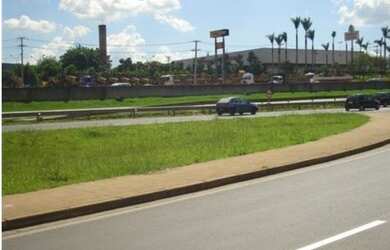 Imagem: O terreno possui 32.763m² de Área Privada e está localizado