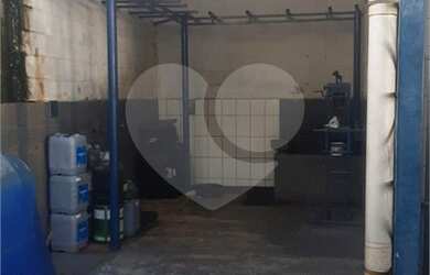 Imagem 2: 3 banheiro, 15 vagas na garagem, 896M² de Área Construída, 896M² de Área Total