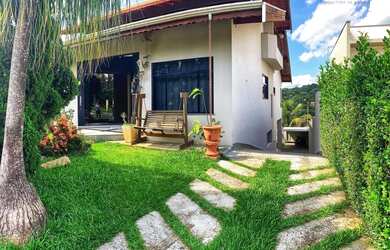 Imagem: A casa em condomínio possui 3 Dormitórios, 1 Suíte, 5 Banheiros