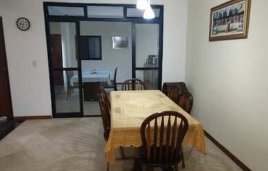 Imagem 9: 4 dormitórios, 1 suítes, 3 banheiro, 3 vagas na garagem