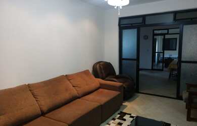 Imagem 6: 4 dormitórios, 1 suítes, 3 banheiro, 3 vagas na garagem