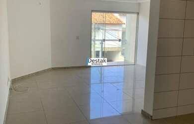 Imagem: O apartamento possui 3 Dormitórios, 1 Suíte, 2 Banheiros