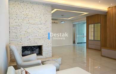 Imagem 3: 3 dormitórios, 3 suíte, 4 banheiro, 5 vagas na garagem, 488M² de Área Construída