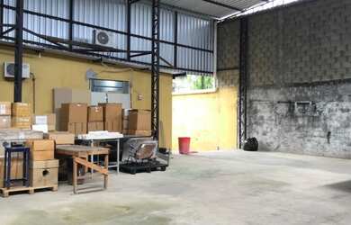 Imagem 1: GALPAO COMERCIAL em MANAUS - AM, FLORES