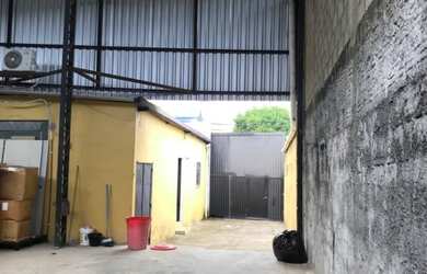 Imagem 3: GALPAO COMERCIAL em MANAUS - AM, FLORES