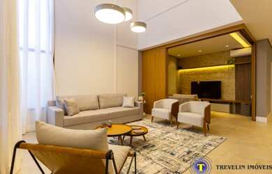 Imagem: A casa em condomínio possui 3 Dormitórios, 3 Suítes, 5 Banheiros