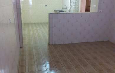 Imagem: A casa possui 6 Dormitórios, 5 Banheiros, 2 Vagas na garagem