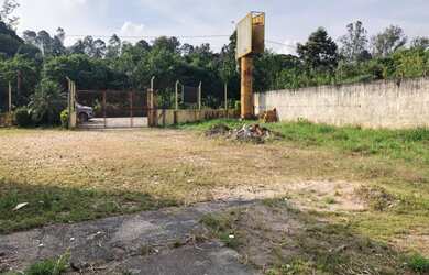 Imagem: O terreno à venda possui 1148m² de Área Privada e está localizado