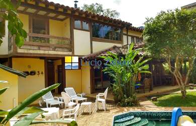 Imagem: A casa em condomínio possui 5 Dormitórios, 5 Suítes, 6 Banheiros