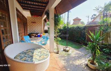 Imagem: A casa em condomínio possui 4 Dormitórios, 2 Suítes, 4 Banheiros