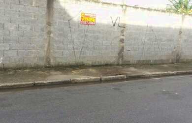 Imagem: O terreno possui 250m² de Área Privada e está localizado