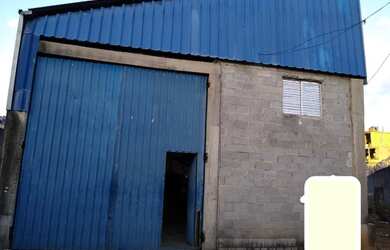 Imagem: O depósito possui 1.800m² de Área e está localizado em