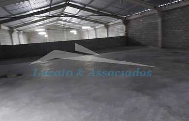 Imagem: O depósito possui 1 Banheiro e 745m² de Área e está localizado