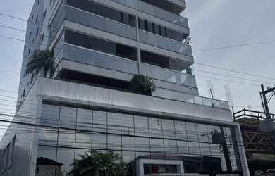 Imagem: O apartamento possui 3 Dormitórios, 1 Suíte, 2 Banheiros