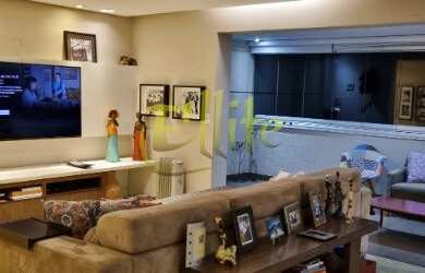 Imagem: O apartamento possui 3 Dormitórios, 3 Suítes, 4 Banheiros