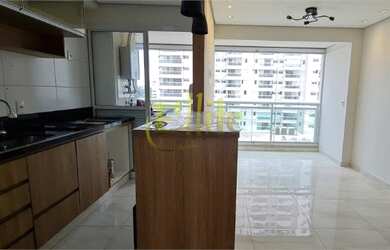 Imagem: O apartamento possui 2 Dormitórios, 1 Suíte, 2 Banheiros