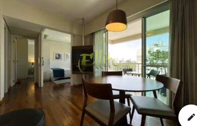 Imagem: O studio possui 2 Dormitórios, 1 Suíte, 2 Banheiros, 1 Vaga