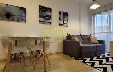 Imagem: O apartamento possui 1 Dormitório, 1 Banheiro, 1 Vaga na garagem