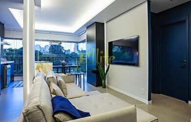 Imagem: O apartamento possui 2 Dormitórios, 1 Suíte, 2 Banheiros