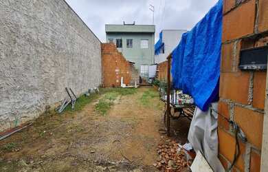 Imagem: A casa possui 2 Dormitórios, 2 Banheiros, 165m² de Área e