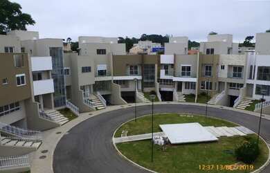 Imagem 16: SOBRADO A VENDA NO BAIRRO BACACHERI, CURITIBA, A 200 METROS DA RUA FAGUNDES...