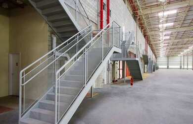 Imagem: O depósito possui 1.478m² de Área e está localizado em