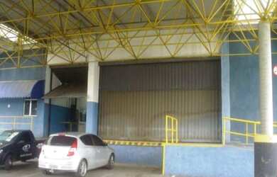 Imagem: O depósito possui 10 Banheiros e 33944m² de Área e está