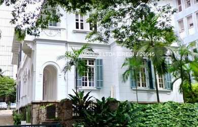 Imagem: A casa possui 3 Banheiros, 1.100m² de Área e está localizado