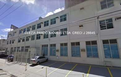 Imagem: O apartamento possui 10 Banheiros, 17 Vagas na garagem e 2000m²