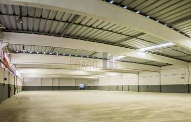 Imagem: 2 banheiro, 1 vaga na garagem, 1585M² de Área Construída