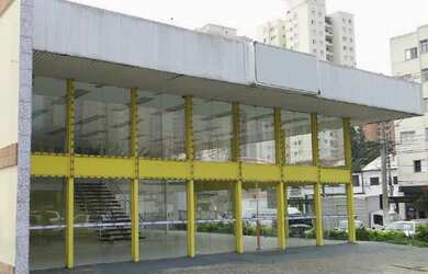 Imagem: O apartamento possui 3 Banheiros, 6 Vagas na garagem, 420m²