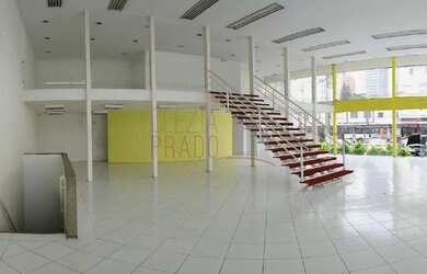 Imagem 3: 3 banheiro, 6 vagas na garagem, 420M² de Área Construída, 420M² de...