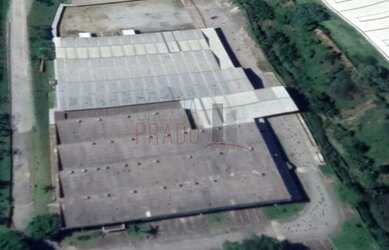 Imagem: O depósito possui 4 Banheiros, 60 Vagas na garagem, 22000m²