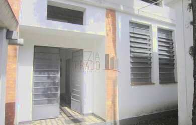 Imagem: O depósito possui 5 Banheiros, 5 Vagas na garagem, 1.120m²