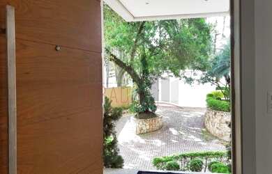 Imagem 7: 6 dormitórios, 4 suíte, 2 banheiro, 8 vagas na garagem, 640M² de Área...