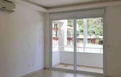 Imagem 8: 6 dormitórios, 4 suíte, 2 banheiro, 8 vagas na garagem, 640M² de Área...