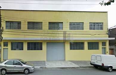 Imagem: O depósito possui 4 Banheiros, 900m² de Área e está localizado