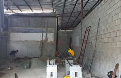 Imagem: O depósito possui 1 Banheiro, 80m² de Área e está localizado