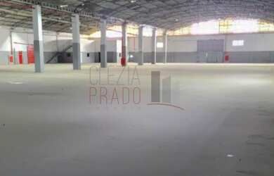 Imagem: O depósito possui 10 Banheiros, 1 Vaga na garagem, 10.000m²