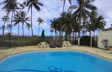 Imagem: A casa em condomínio possui 3 Dormitórios, 3 Suítes, 3 Banheiros