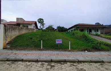 Imagem: O terreno possui 464m² de Área Privada e está localizado