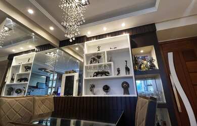 Imagem: O apartamento possui 2 Dormitórios, 1 Suíte, 2 Banheiros