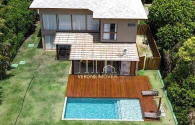 Imagem: A casa em condomínio possui 5 Dormitórios, 5 Suítes, 3 Banheiros