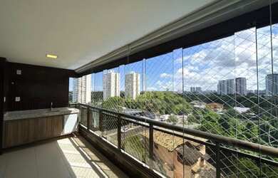 Imagem: O apartamento possui 2 Dormitórios, 1 Suíte, 1 Banheiro, 2